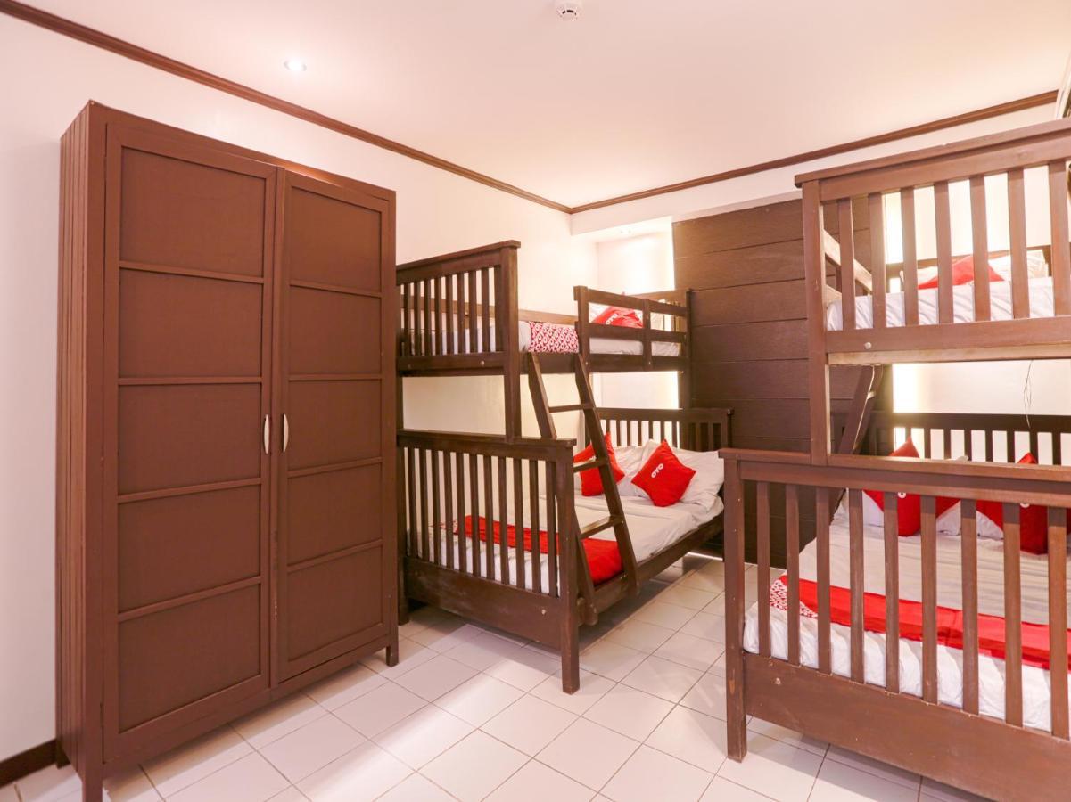 Oyo 759 Royal South Garden Suites Tagaytay City Ngoại thất bức ảnh