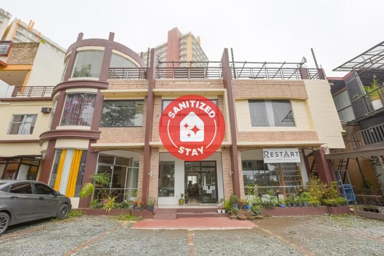 Oyo 759 Royal South Garden Suites Tagaytay City Ngoại thất bức ảnh